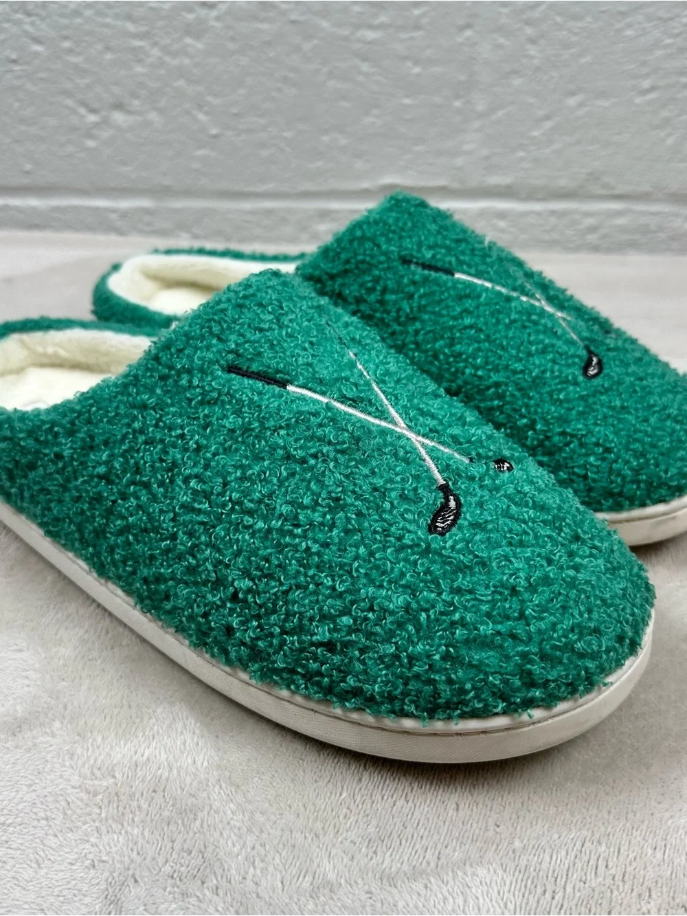 Ember & Oak Golf Club Memory Foam Slippers Men’s XL 13 Green Cozy House Shoes